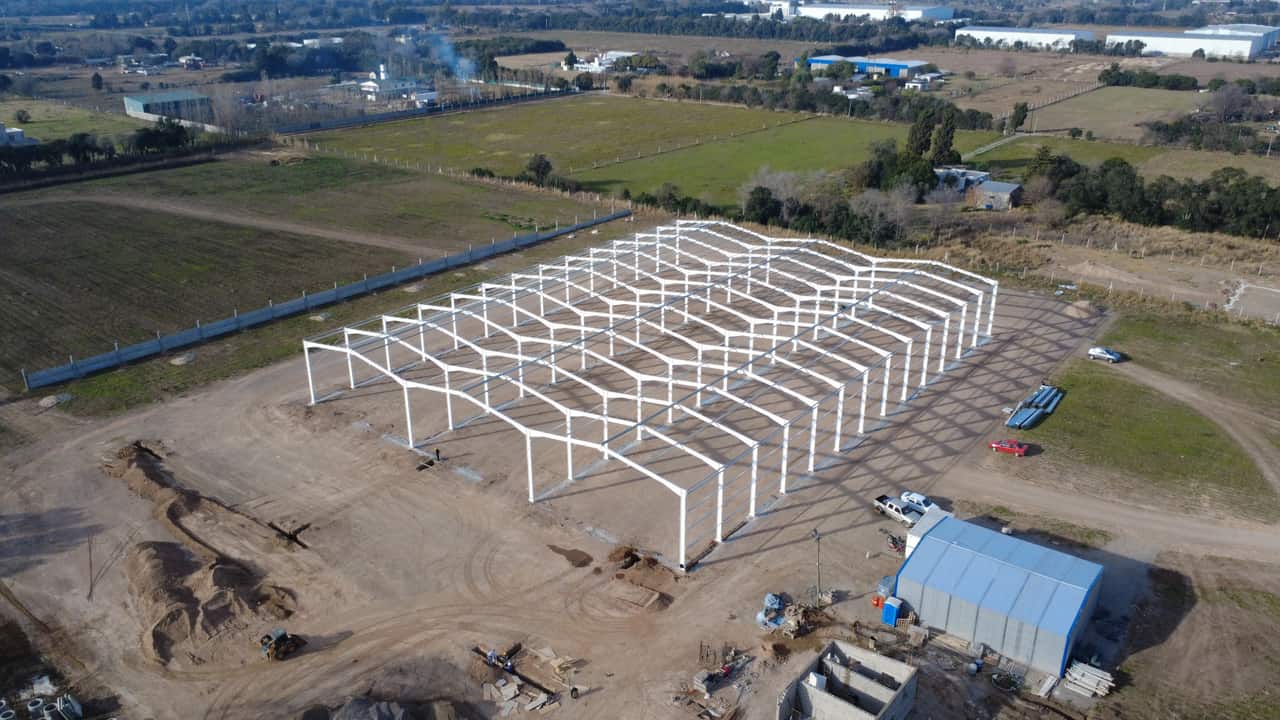 Centro de operaciones logísticas para GJ Logistics, obra en ejecución, vista aérea